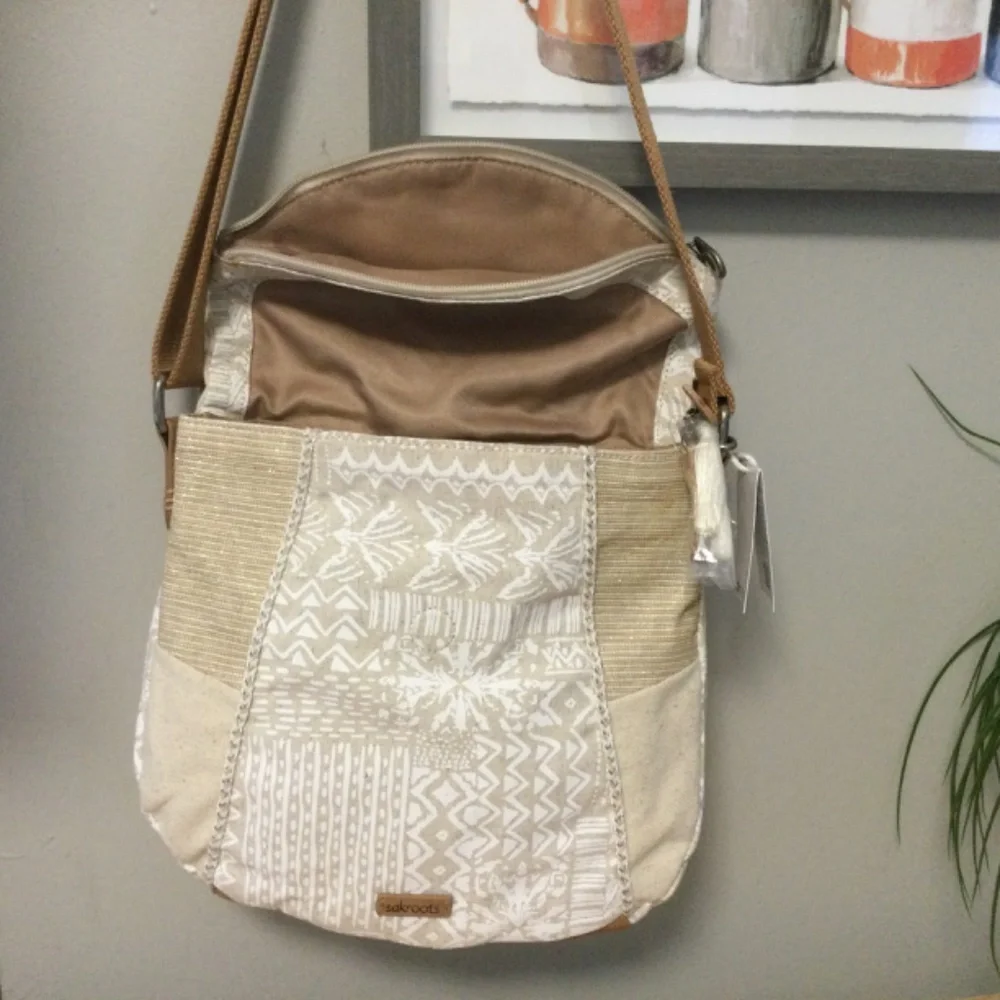 Sakroots Artist Circle Sand-Colored Canvas Crossbody Bag, NWT - Picture 3 of 7